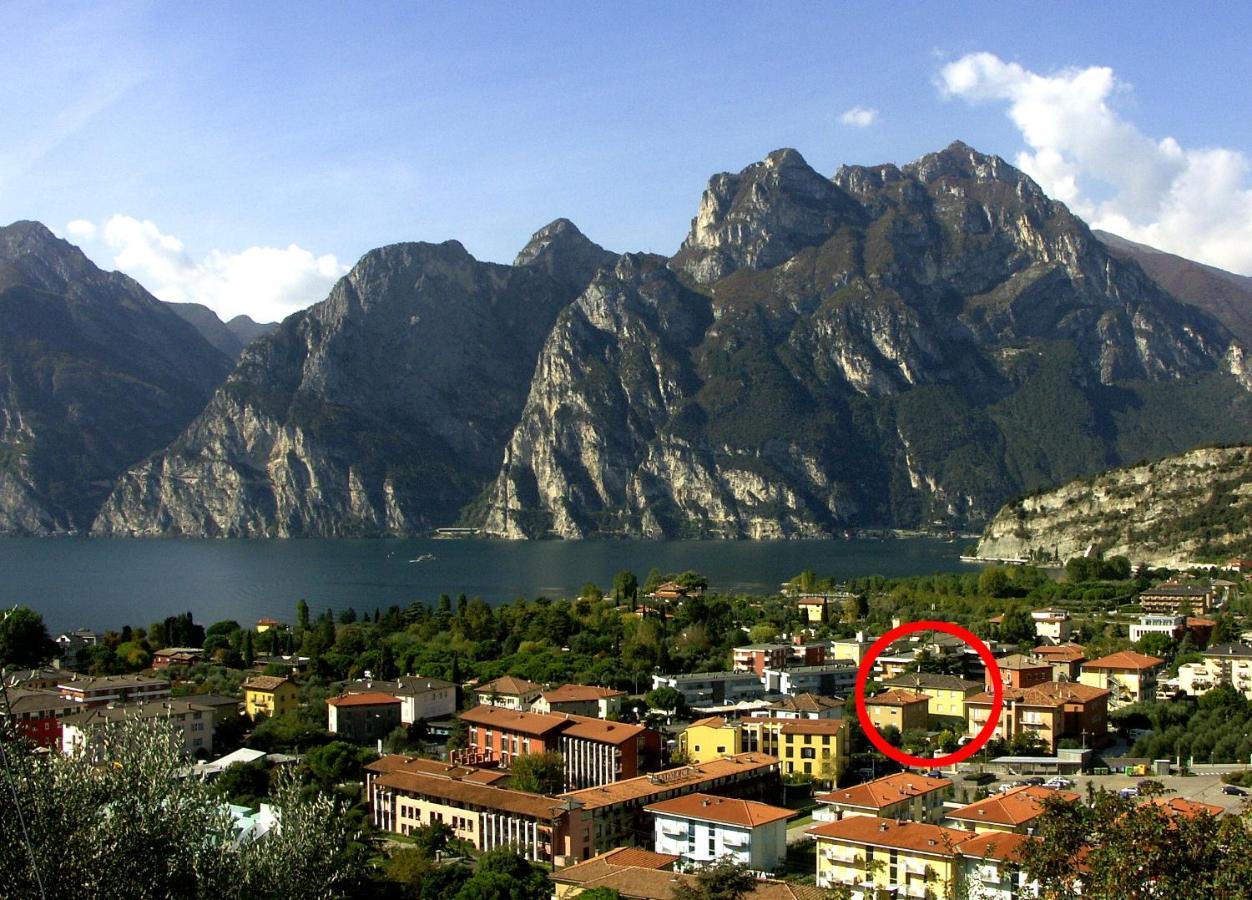 Hotel Villa Clara Torbole Sul Garda Exterior foto